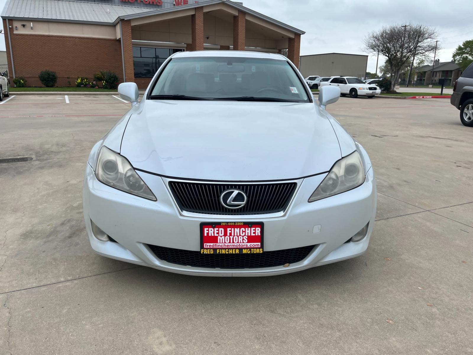2008 white /TAN Lexus IS IS 250 6-Speed Manual (JTHBK262285) with an 2.5L V6 24V DOHC engine, 6-Speed Manual Overdrive transmission, located at 14700 Tomball Parkway 249, Houston, TX, 77086, (281) 444-2200, 29.928619, -95.504074 - Photo #1